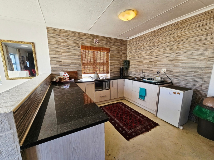 4 Bedroom Property for Sale in Bettys Bay Western Cape